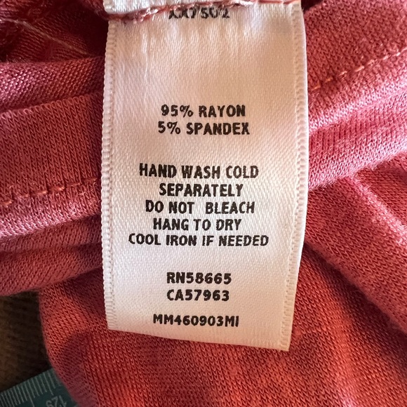 NWT Melrose and Market Pink Dolman Sleeve Top, Medium - Picture 4 of 4